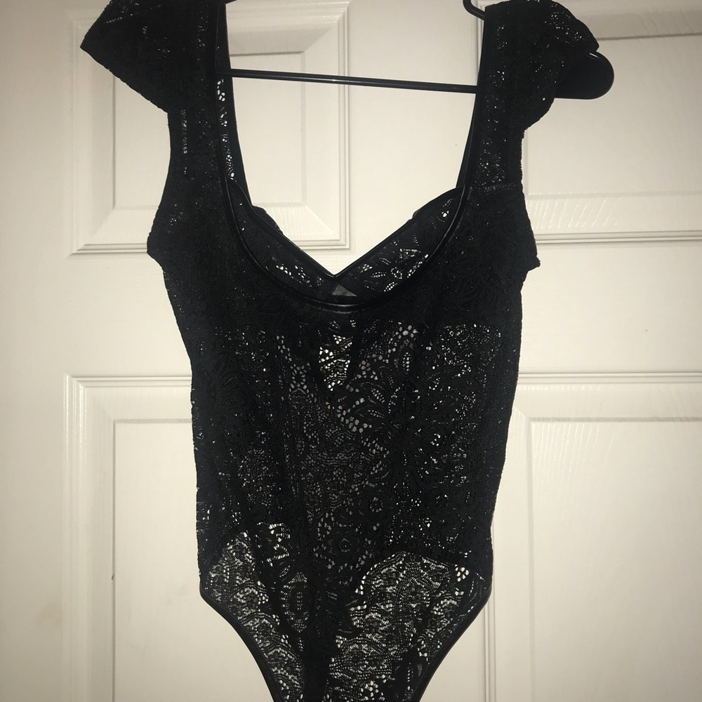 Victoria’s Secret lace teddy lingerie - Picture 5 of 6